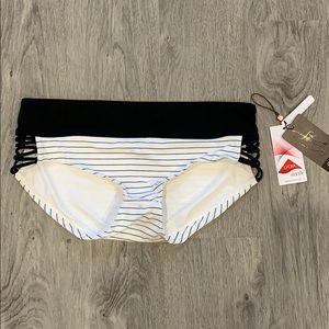 Calia by Carrie Underwood bathing suit bottoms!